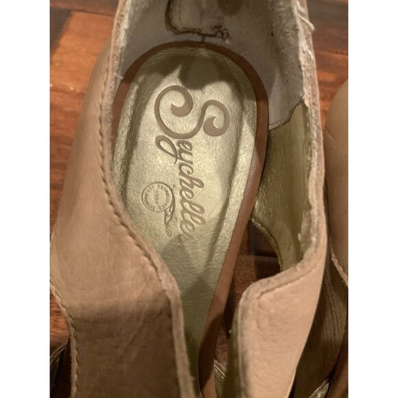 Seychelles Tan Leather Seychelles Peep Toe Wedge Heels, Size 7.5 (US) - Picture 4 of 8